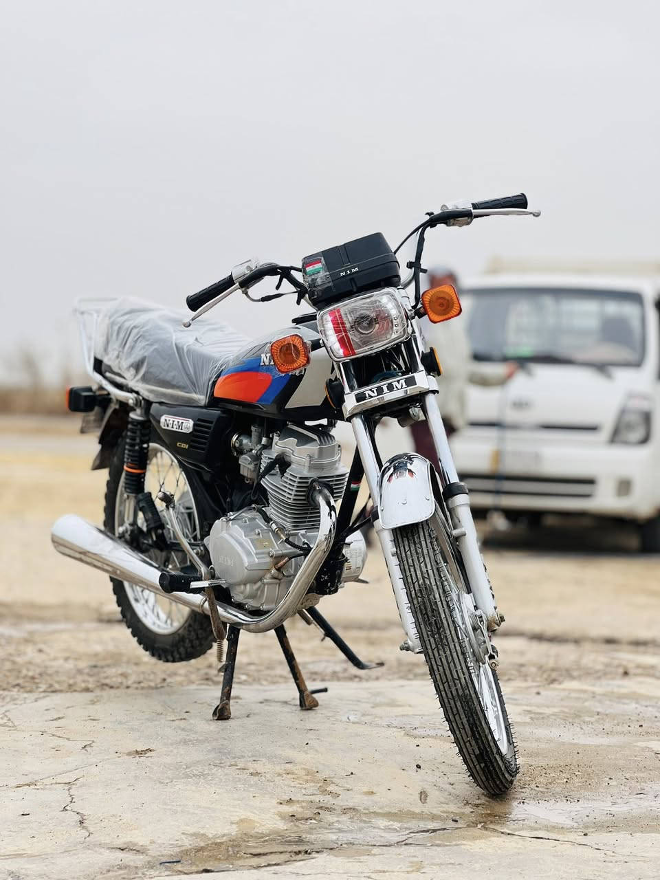 مثل ما عودناكم بس المميز يمنه موديل 23اورق اصولي اصولي شرط الترقيم مكفوله كفاله عامه جاهزه ما عوزه برغي من كل نواحي لون اسود اعبد سيد لألوان يلا وين جنايه قطعه مميزه🩵👊🏻بكان ناصريه قلعه سكر الاستفسار ***********اتصال او وتساب🫰🏼🩵
