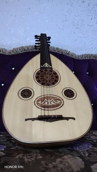 عود عراقي • صوت يخبل • خشب صندل