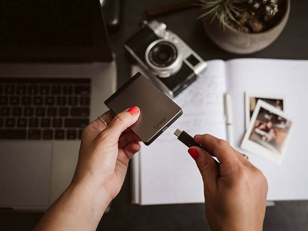 SHEX PC
Lexar SL200 External SSD, 1 TB Maximum Read Speed 550MB/s Compact, Portable, USB3.2, Gen1, Type-C Portable SSD, PS5, PS4, Compatible 

توصيل لجميع المحافظات 🚚 
📍دهوك السوق شارع دورة كورك
📩 للطلب والاستفسار
WhatsApp ‪+964 773 416 8767‬

200,000 IQD

الكمية محدودة 
اسعار خاصة بمكاتب اقل احسبها


**إذا كنت صاحب هذا الإعلان وتريد حذفه لأي سبب، رجاءا أرسل رسالة إلى الدعم الفني**