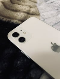 آيفون ١٢ ٦٤ • بطارية ٧٢ • شاشة وظهر مبدلين