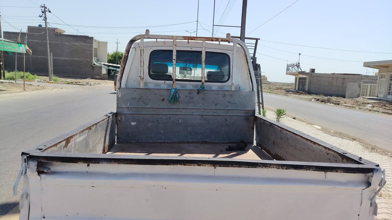 كيه مديل ٩٥ مشروع وطني سنويه لغاية ٢٧ وين ما تريد احولك شاصي رقم الشاصي مكفول دبل قمارة محرك كير صدر كهربائيات تخم تاير باتري جديد كبل للشارع مال حداده دوشمه تعمير جديد سمكره وصبغ سعر ٥٠ وبيها مجال شويه العنوان بغداد حسينيه الراشديه موبايل ***********

