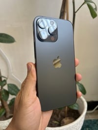 ايفون 14 برو ماكس نظافة 100% مابيها اي شيي  بطارية ٨٦ الجهاز مفووول من...