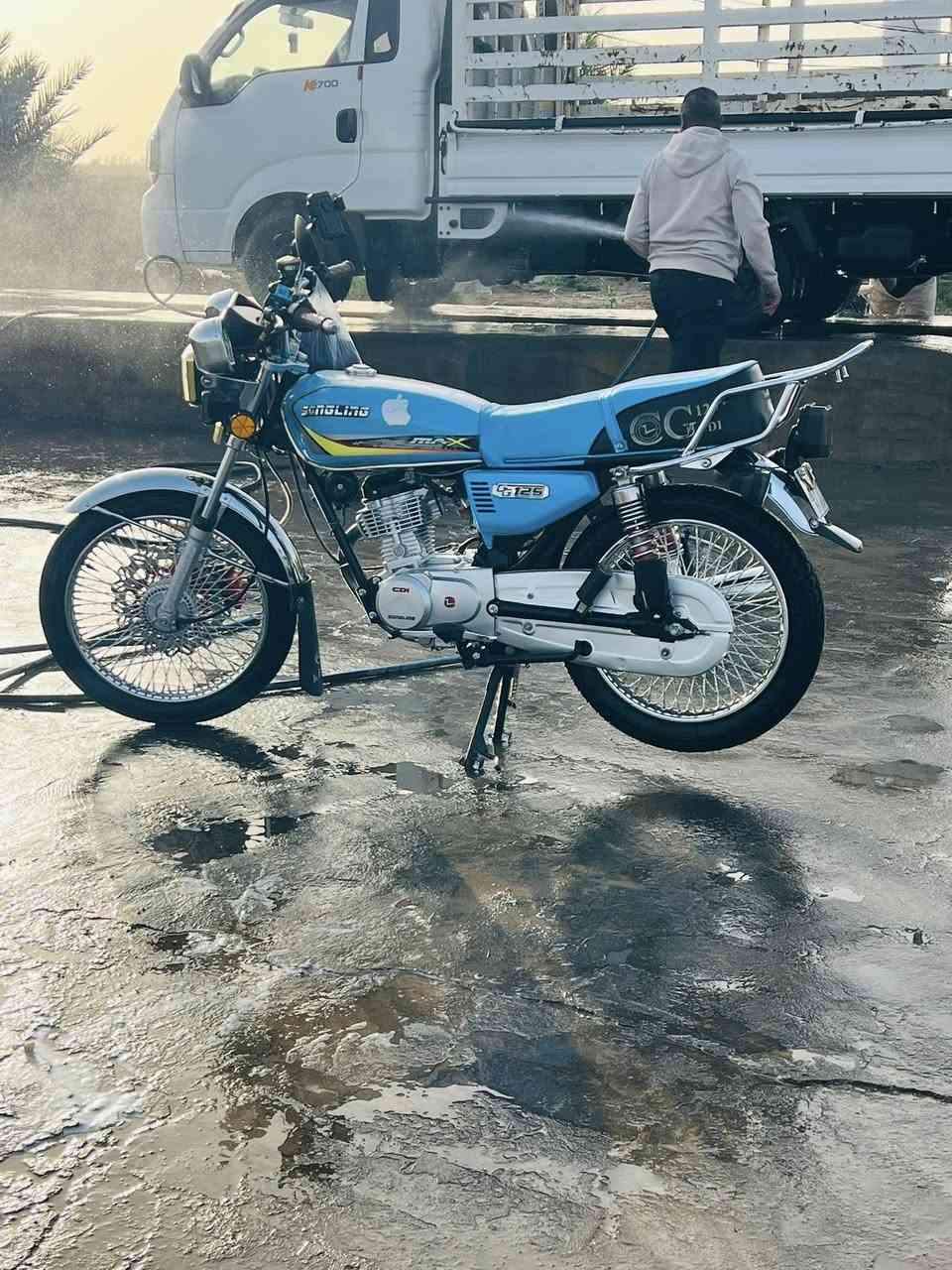 ‏سلام عليكم دراجة موديل 25 محرك ما مفتوح دراجة مقفولة كفالة عامة رقمي *********** مكاني بابل شوملي￼
