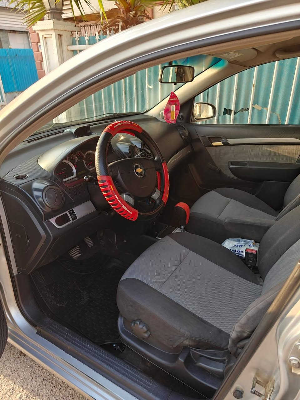 افيو هاج باك سياره شبابيه نسائيه حلوه موديل 2009 مكينه كير خير من الله محرك 1600 تدفئه تبريد😶‍🌫️  سنتر لوك  هزه جديده والسنويه 2030 السياره بأسمي رقم الجديد الدولي. رقم ديالى مشروع وطني السعر.54 ورقه وبيها مجال لطيبين مكاني بغداد الاتصال ع الرقم*********** .بي واتساب
