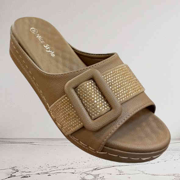 زبائننا الكرام .....
أرقام جواهر الاحذيه والحقائب الجديدة للخدمة 
توصيل داخل الفلوجة 2000 فقط .. جميع محافظات العراق 5000 فقط 👍🏻 

الاستفسار والحجز :- مراسلة الصفحة او عن طريق الواتساب :
***********  واتساب + اتصال📥 ***********  واتساب+اتصال📥 على الرقمين أدناه او الاتصال بنا  لتلبية احتياجاتكم رابط صفحتنا على الإنستقرام :  https://www.instagram.com/1.e5o?igsh=ZXo1eTZha3NzcG9o  

 رابط صفحتنا تيك توك 
https://tiktok.com/@qwahar1
#اكسبلور #العراق #الانبار #الفلوجة #بغداد #البصرة #كردستان #النجف #كربلاء #الموصل #السماوة #ديالى
