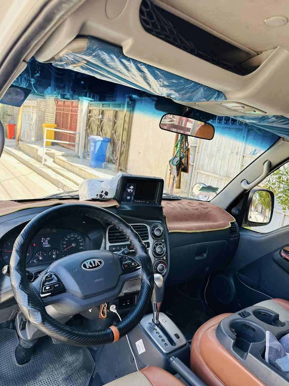 سلام عليكم كيه بنكو مسكر محرك 3000  اوتو ماتيك السياره جديده مكفوله لأضربه ولاصبغ مديل 2018 السعر 142 ويهه مجال العنوان بغداد الشعب الشراي يتصل وبي خير ويدلل تفاصيل كله بل منشور ***********
