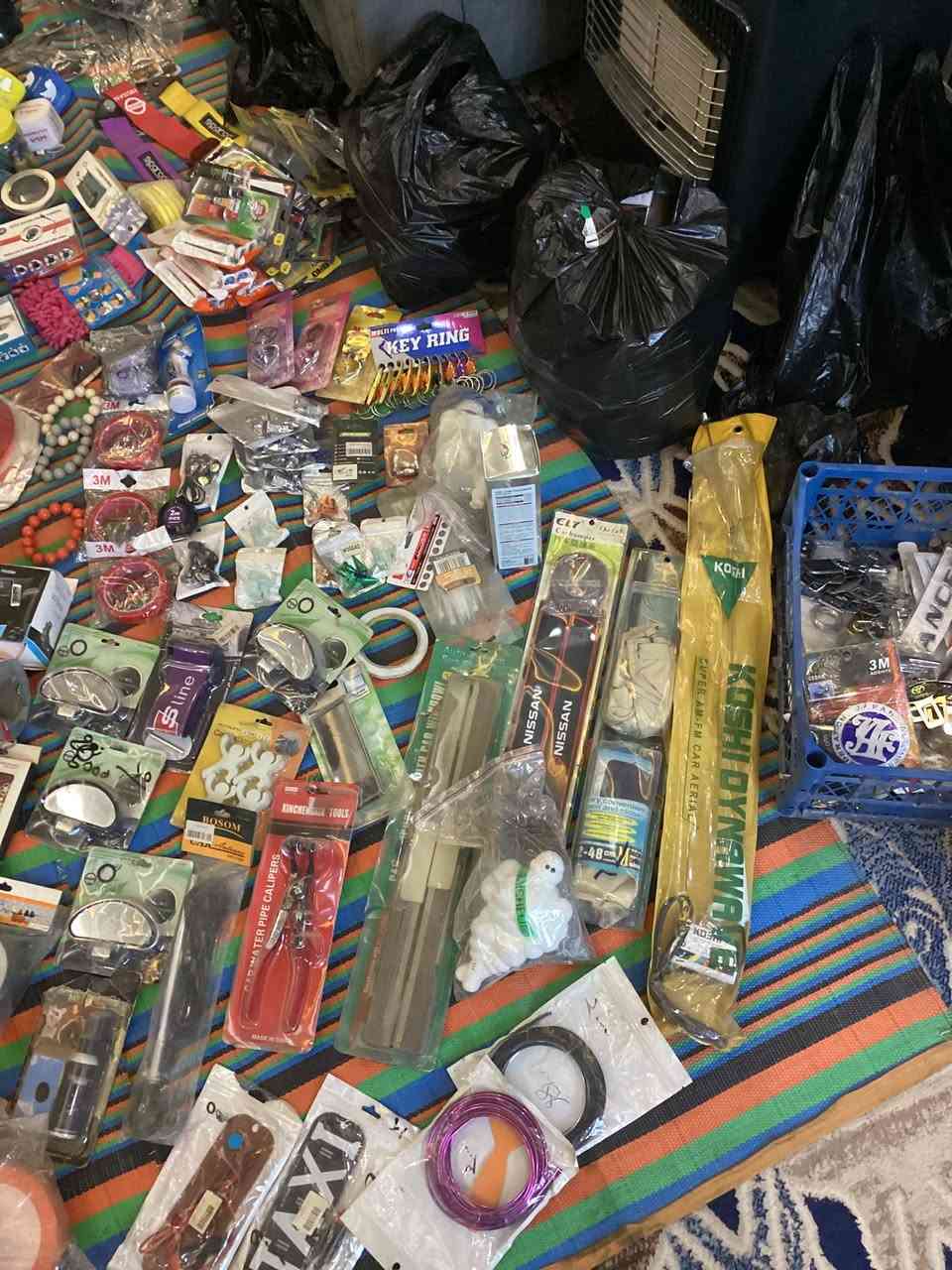 بيع أغراض زينه سيارات ارخص من السوق
***********
