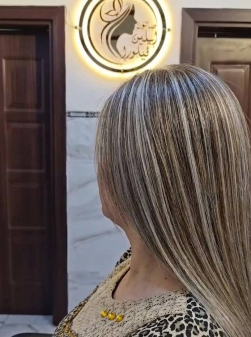 ✨ العيد غير مع صالون ايلين ڤيلورا ✨
مكياج يبرز جمالچ بأرقى اللمسات 💄

تسريحات عصرية وملكية تناسب كل المناسبات 👑

صبغات شعر بألوان ساحرة ولمعان يخطف الأنظار ✨

وبمناسبة العيد

حضّرنا لكم أجمل العروض والخصومات 🎉💖

دللي نفسچ وخلي إطلالتچ تحچي عنچ بكل ثقة وجمال 🌸

احجزي موعدچ الآن قبل اكتمال الحجوزات 💕

صالون ايلين ڤيلورا  حي السماح مجاور لحم بعجين غسان للحجز الاتصال بالرقم‏‪***********‬‏
