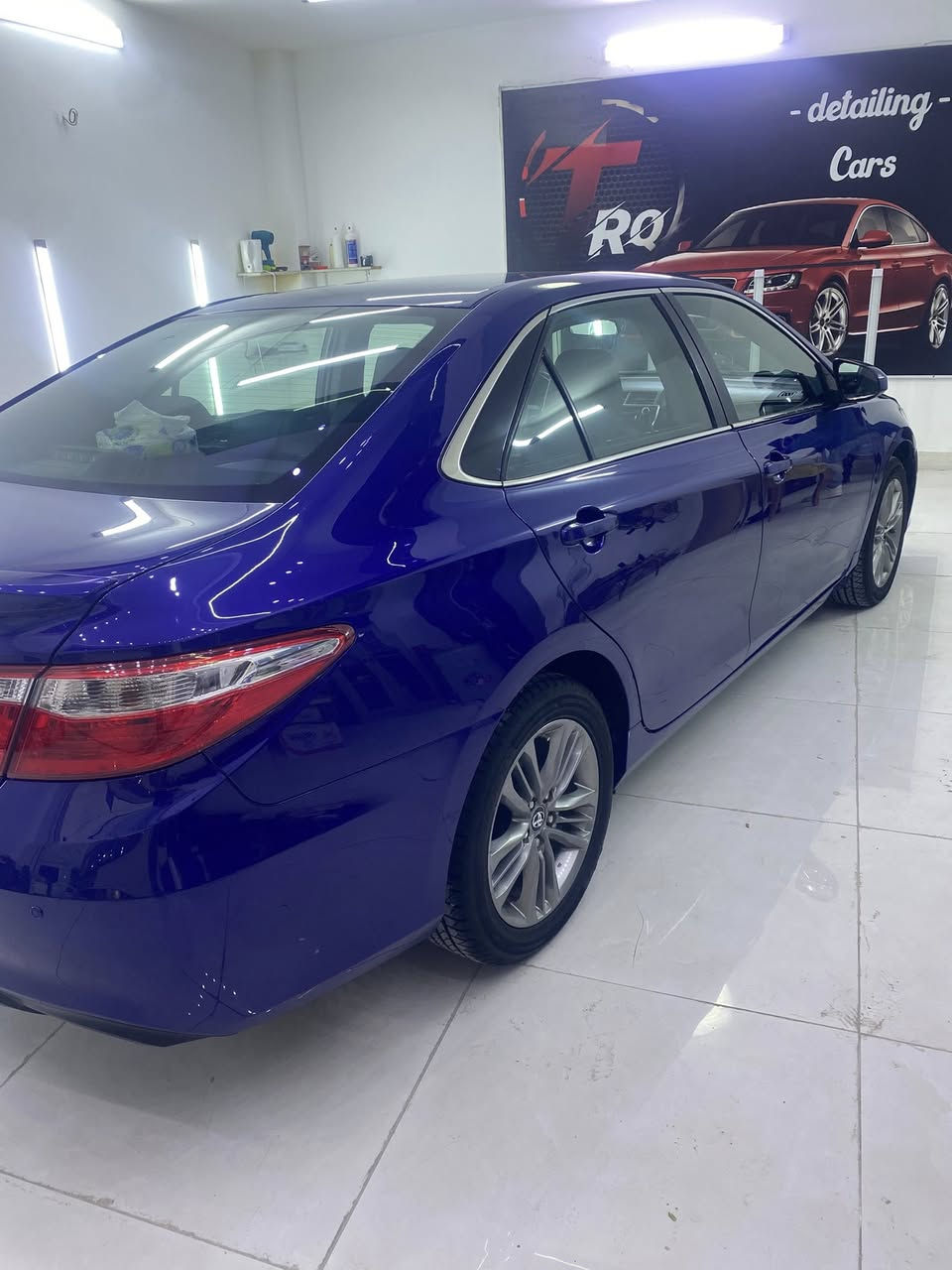 كامري موديل ١٦ للبيع مواصفات SE ماشي ١٠٦ مكان كركوك بي صبغ قطعتين  وكلير قطعتين امريكا بدون معجون السيارة باسمي ورقم جديد السعر ١٤٥ للاستفسار للاتصال بالرقم ***********
