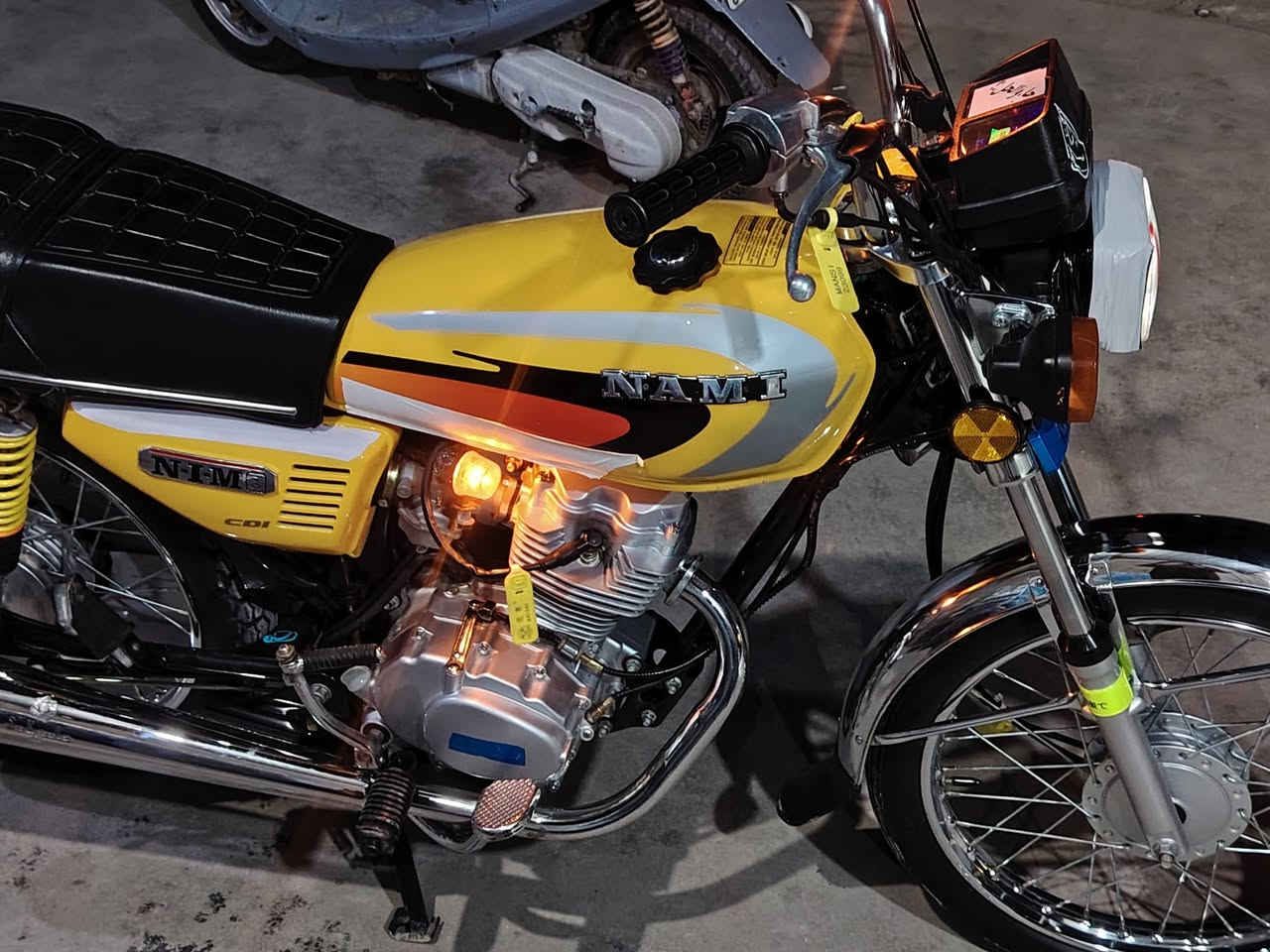 السلام عليكم دراجه نأمه آمتياز موديل 2025 ما مفتوح برغي منهه مكفوله دراجه نضيفه كلش وكله شغال سعرهه 650 مكاني كربلأ البرهيميه ***********
