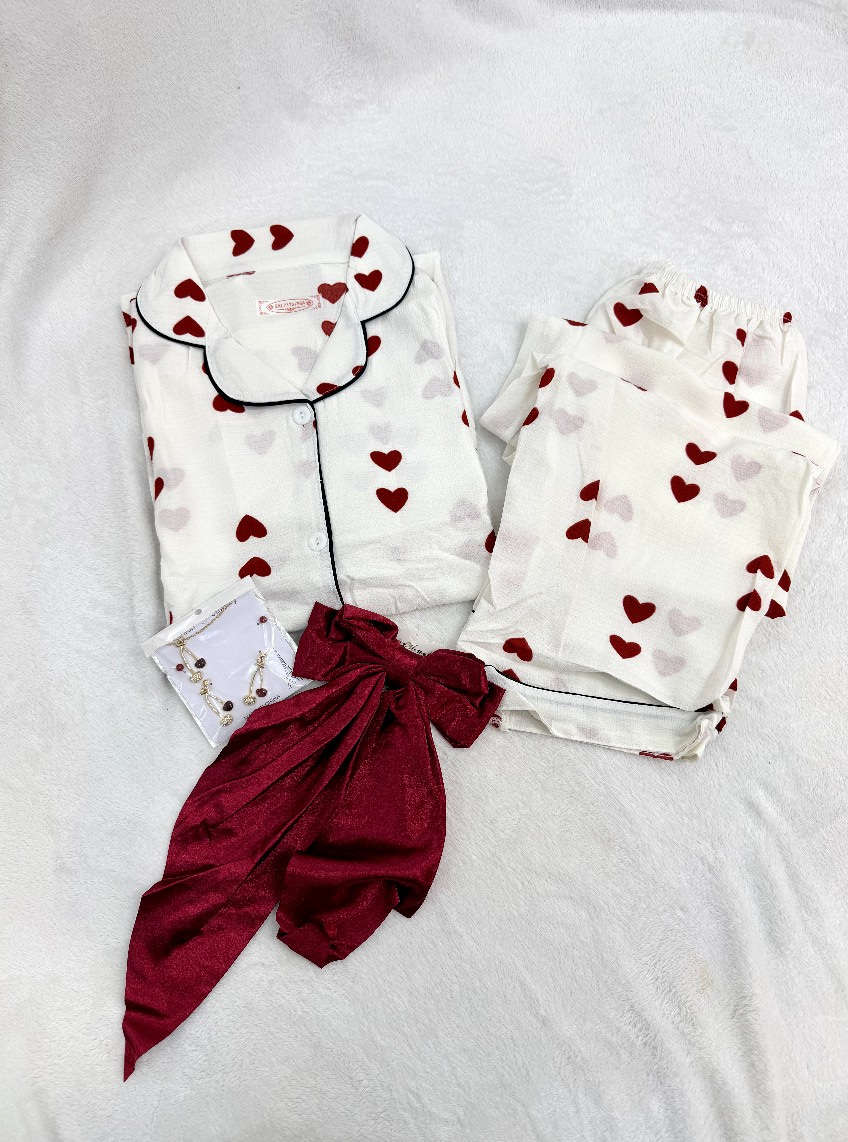 عرض خاص ♥️🖤🤍
تراك قلب وزن ( 40 - 90) كيلو 
متوفر ب3 الوان {الاحمر والابيض_الأبيض واحمر_ الأبيض والاسود}
خامه كريشه درجة اولى
الحجز مفتوح لعيد الحب


**إذا كنت صاحب هذا الإعلان وتريد حذفه لأي سبب، رجاءا أرسل رسالة إلى الدعم الفني**