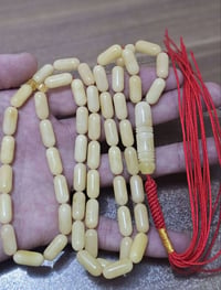 سبحة كهرب • حر طبيعي • ٢٧غ ٥٣حبة