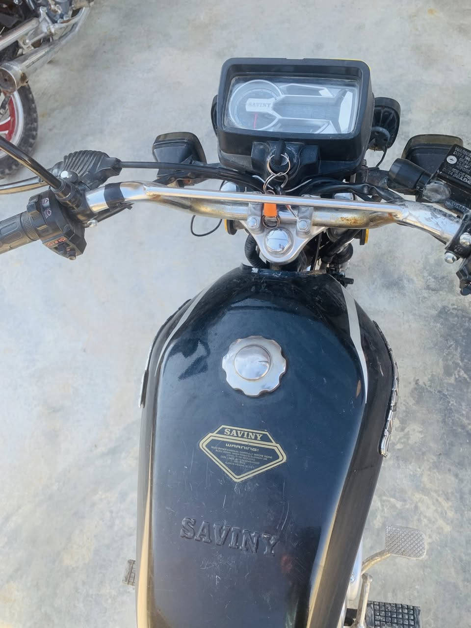 للبيع اربعه كير
موديل ٢٠٢٣
محرك شرط 
السعر ٤٥٠ وبي مجال 
اتصل ***********
ناحيه الزاب
