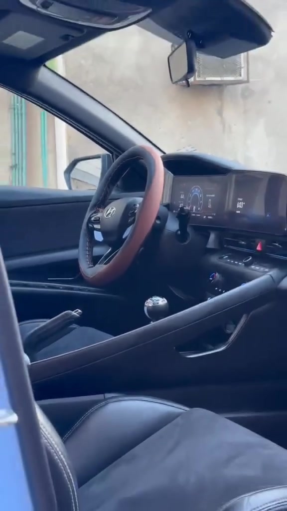 بسم الله الرحمن الرحيم

Hyundai Elentra N 2022
ماشيه 74 الف 🇮🇶
❌المحرك :2000تيربو  ☠️❌

للبيع 
 
المواصفات:❤️‍🔥N 

_كير اوتماتيك 8 نمر دبل كلچ DCT 

_كشن حضن 

_كشن علامة N

_كشنات كنتاره وجلد N

_تحكم ستيرن نورمال وسبورت

_تحكم دبلات نورمال وسبورت

_ابواب بصمة

_بصمة تشغيل 

_شحن وايرلس

_شاشة متصله 

_كاميرا

_نظام صوت _𝐁𝐎𝐒𝐒

_اشارة ترحيب

_اشارة مرايا

_اوتو ستوب

_نقطة عمياء

_تحديد سرعة

_تحديد مسار

_رادار امامي 

_رادار جانبي 

_رادار خلفي 

_حساسات جانبي 

_حساسات خلفي

نظام  𝐍𝐎𝐑𝐌𝐀𝐋

نظام  𝐒𝐏𝐎𝐑𝐓

نظام  N🚀

_نظام _NGS☠️🩶

_كشنات هيتر

_بگلايت ليد

مكان السياره بغداد  

 السياره رقم بغداد

للاستفسار
***********

