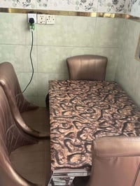 ميز مرمر • قاعده ستيل • ٤كراسي