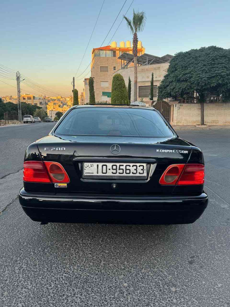 بسم االله الرحمن الرحيم
مرسيدس E200 قرش ونص موديل 1999 

صنف ELEGANCE. 

لون اسود ملوكي فل اتوماتيك مع فتحه اصليه 

الاضافات.  

فتحه اصليه 3 حركات

قير اتوماتيك توب ترونيك 

مكيف  حامي بارد شغال 100% 

سعة المحرك 2000cc قوي واقتصادي 

مفتاخ شفط اصلي

 سنتر لوك سداسي  

 كراسي امامي كهربا 

دهان جديد سكنر اصلي

مسجل   CJV

 مرايا كهرباء

ركايات  خلفية كهرباء

برداي كهرباء اصليه 

غرقة فرمايكا  بحالة ااوكاله 

طقم ضواز ليزر 

كشافات زونن

دراي كلين لكامل السياره

ترخيص الى شهر 3/2027

جنط 17  أصلي 

4 فردات كوشوك بحاله ممتازه 

 (الفحص مرفق بالصور). 

السياره بسم الله ما شاء الله ولا بحاجت قرش صيانه

موقع السياره عمان جبل الزهور 

السعر.                               4750                     كاش كاش 

للاستفسار 0799554324


**إذا كنت صاحب هذا الإعلان وتريد حذفه لأي سبب، رجاءا أرسل رسالة إلى الدعم الفني**