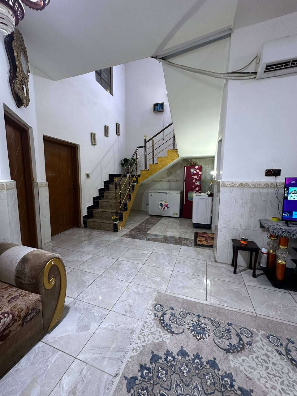 بيت  150 متر  طابق واحد غرفتين صاله  مطبخ صحيات  حي المهندسين
***********
