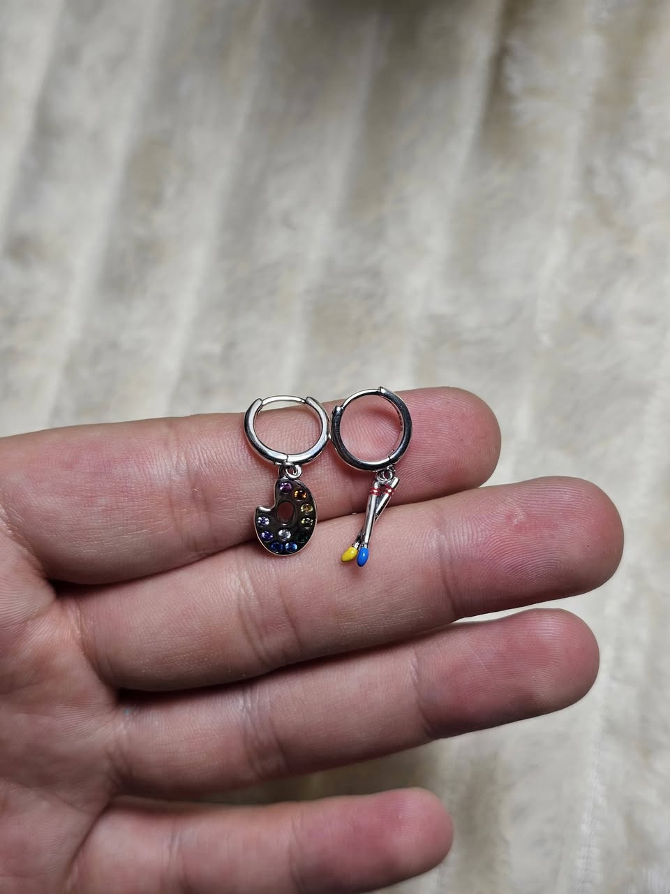 متوفر فضيات بانسب الاسعار كلهم مختومين


**إذا كنت صاحب هذا الإعلان وتريد حذفه لأي سبب، رجاءا أرسل رسالة إلى الدعم الفني**