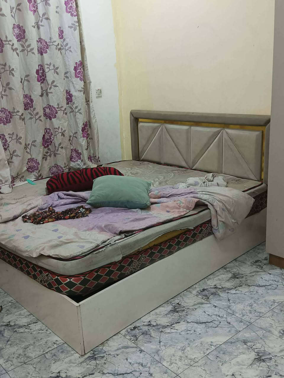 غراض للبيع مكان دوره اكو توصيل ***********

