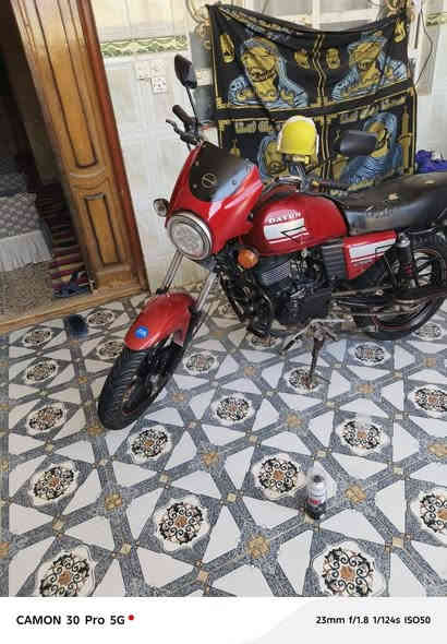 للبيع دراجه دايون مرقم بأسمي موديل 20 مكينه مفتوحه بوشه بستم سعره مليون 650 بيها مجال للطيبين هاذه رقمي *********** مكاني سوق شيوخ
