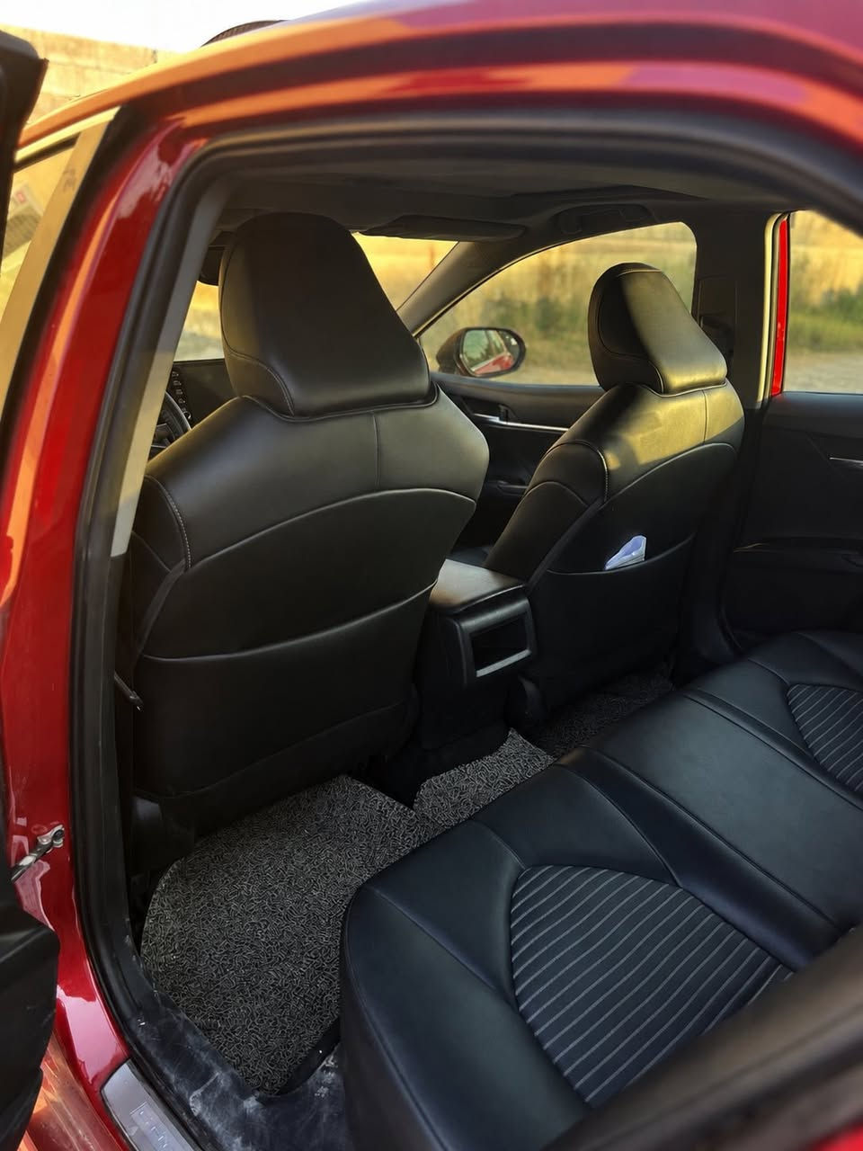 السلام عليكم 📌
للبيع ☑️
TOYOYA CAMRY 🚗
 ☑️SE PLUS 
موديل 2023☑️
امريكي سيارة مو خليجي ☑️
ماشية 75 الف ميل ☑️
رقم اربيل باسمي☑️
سيارة لون احمر  ☑️
ضرر السيارة -باب سكن امامي بارد جاملغ خلفي سكن بارد باب خلفي سايق بارد بس كل هاي على شويه شويه سيارة احله من الصور ☑️
صوره الضرر عالخاص☑️
الباقي سليم ☑️
ايرباكات سليمه كلها☑️
——————-

سيارة محرك ممتاز ☑️
كير صدر بحالة ممتازه ☑️
سيارة محرك 4 سلندر ☑️

مواصفات فول معروفة 
بصمة تشغيل/تشغيل عن بعد / فتحة سقف /كشنات جلد  /كاميرا خلفية/تبريد قطعتين/تحديد مسار/توقف ذاتي/نظام ( ECO/SPORT/NORMAL)-كشن كهرباء-تدفئة بالكشنات-☑️

-رقم الشاصي مرفق مع الصور-
مكان سيارة كركوك 📍

للاستفسار ☑️
الاتصال عالرقم او مراسلة واتس اب
***********☑️

تحياتي ❤️🤍
