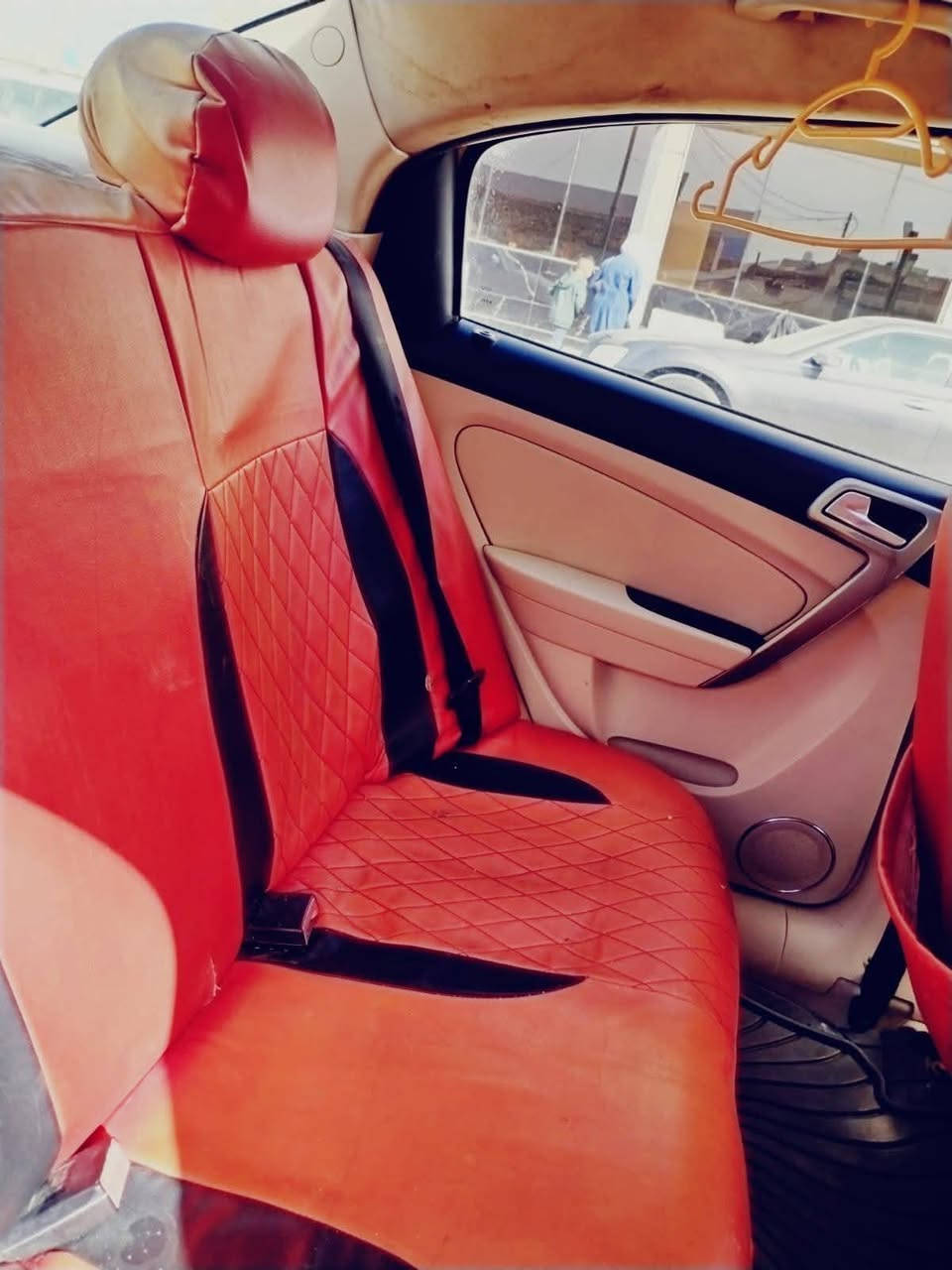 السلام عليكم شيري a3 موديل 2013 سياره نضيفه مكفوله لا صبغ ولا تبيدل ولا خياس تحكمات ستيرن فتحة سقف دوشمه كهربائيات كير  مكينه جدد رقم الماني سنويه سكنر بيها وكاله من راعيها الاصلي بس انه بيع  بدون راعي كوم حديد اكفلها سرقه وعشائر السعر 28 وبيها مجال مكانها ذي قار مركز إتصال او واتساب ***********
