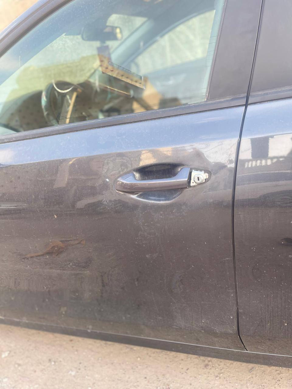 السلام عليكم 
كيا فورتي 2024 
مكينه وكير مكفولات
بنيد وجاملغ تبديل بدون دواخل
حداديه صدر جدد 
تخم تاير جديد 
رقم بغداد بسمي  تحويل مباشر 
سياره جاهزه مال جناي 
السعر 135وبيها مجال 
رقمي ***********
مكاني بغداد الشعب
