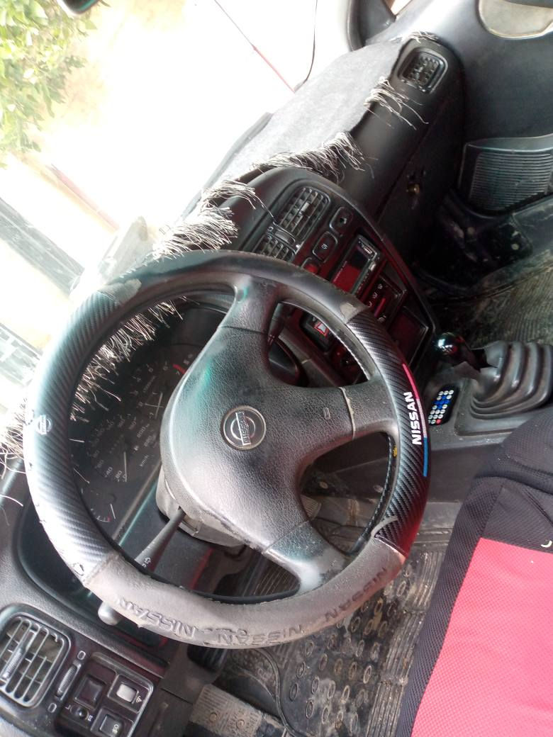 نيسان موديل ١٩٩٢ بو فروتن گير مه كينه تحويل و كاله شرط*********** سعر ١٤ مجال اكر, نينوى
