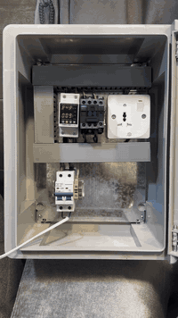 بورد حمايه للشحن السيارات الكهربائي قاطع حار بارد  استفسار 07838679929...