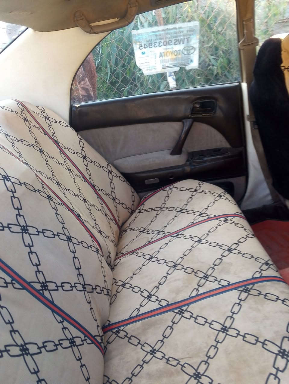 سلام عليكم بطه موديل 2000 مكفوله كص ونقل والصوليات مكينه وكير صارل شهر ثابله رقم  ميسان قلعه صالح سعر 40 سياره خير من الله ماناقصها شي مكان ميسان قلعه صالح رقم الهاتف ***********
