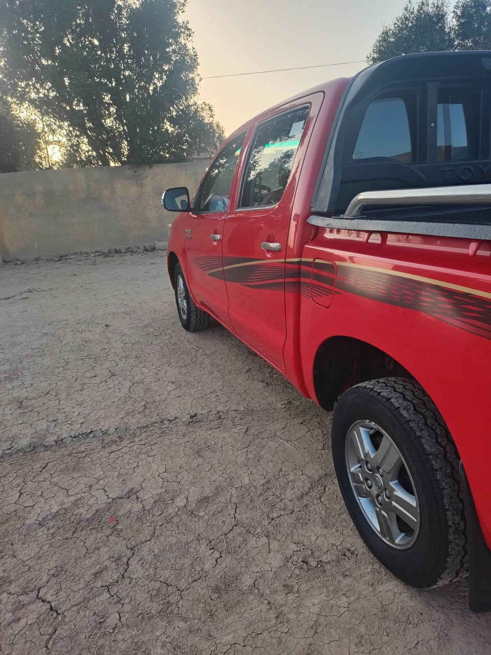 السلام عليكم
سياره للبيع بيكم فلاونز 12 كفاله عامه بسمي رقم واسط نكليزي سياره جاهزه كلشششش جديدة محرك كير اكسن حداديه شرط جديده سياره مال جناي تريد وكاله تريد مداور ثاني يوم  السعر 178وبيهامجال مكاني ذي قار قضاء الفجر ***********
