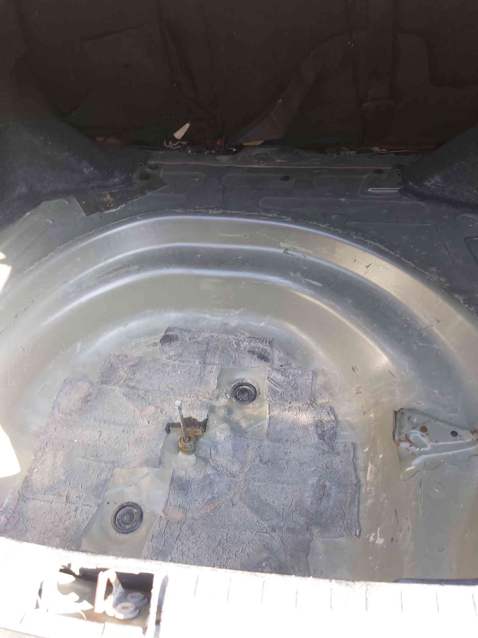 سلام عليكم كورله لبيع موديل 2019 سعر  120  بيه مجال وارد امريكي حادث جاملغ خلفي عكس سايق  مكينه كرير خير من الله تبريد تدفئه  رقم اريبل سنويه ساقطه 
مكان سياره بغداد  متواجد الدوره   او  حي جامعه  
*********** متواجد واتساب فيس
