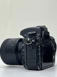 نيكون D750 • عدسة ٨٥مم ١.٨ • اعتمادية كلش