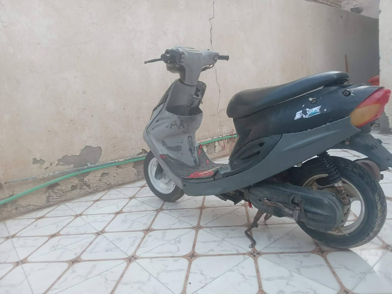 سلام عليكم دراجات البيع سوده عوزه كبريتر دراجه تخبل ومكينه نضيفه وناعمه سعره 200 ول حمره هم مكينه نضيفه وناعمه نهضه وسرعه تخبل عوزه فقط ترايش وبك الايت وكلوبات سعره 150


**إذا كنت صاحب هذا الإعلان وتريد حذفه لأي سبب، رجاءا أرسل رسالة إلى الدعم الفني**
