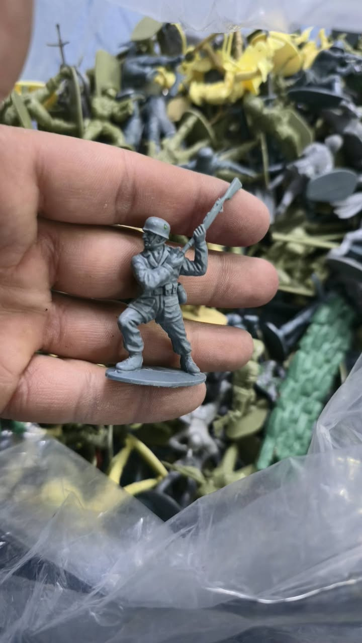 متوفر جنود العدد ٢٥٥ قطعة  مراسله خاص


**إذا كنت صاحب هذا الإعلان وتريد حذفه لأي سبب، رجاءا أرسل رسالة إلى الدعم الفني**