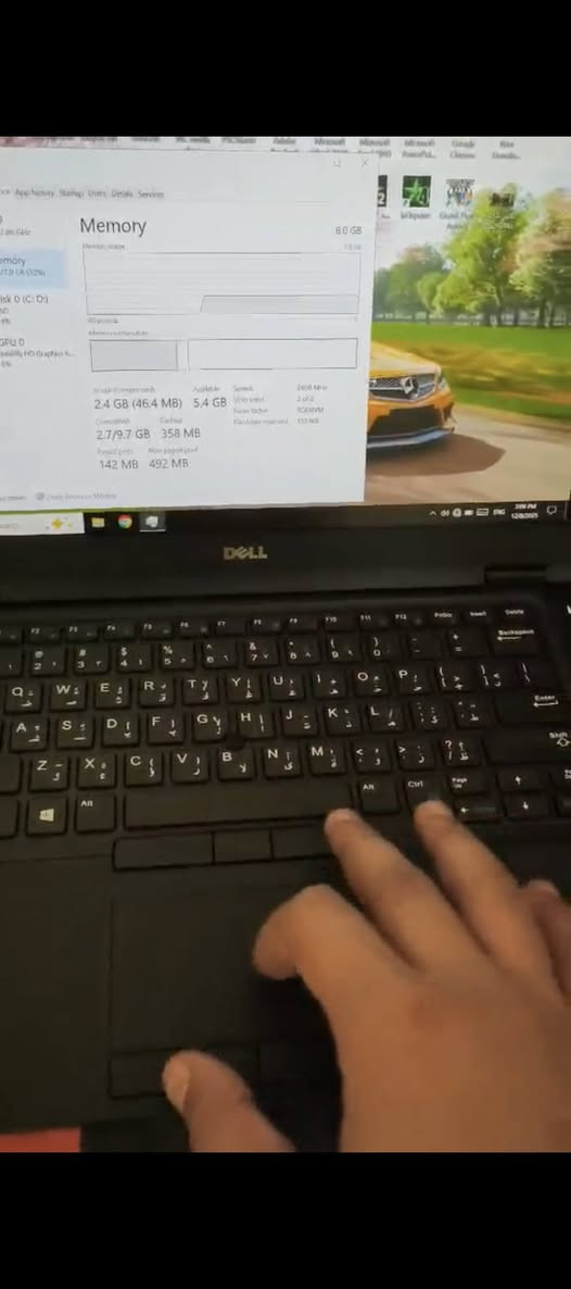 السلام عليكم لابتوب  للبيع جديد كماا موضح في صوره مستخدم قليل السعر 300 وبي مجال كامل  جنطه + شاحنه اصليه  للستفسار اكثر خاص


**إذا كنت صاحب هذا الإعلان وتريد حذفه لأي سبب، رجاءا أرسل رسالة إلى الدعم الفني**