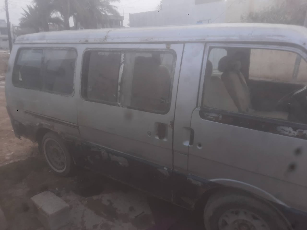 سلام عليكم عندي كيه بستا موديل 93سنويه ساقطه راعيه ماعندله هاي سياره جدامك سعره 18 مكاني ديالى بعقوبه لا تنقص لو تبخير سياره ردله بلك احمي وردله عنبار مال كلج جوه سياره شغل اتصل عل راقم ‎***********
