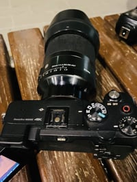 سوني a7c • عدسة ٣٥مم • ٢٤ميجابكسل