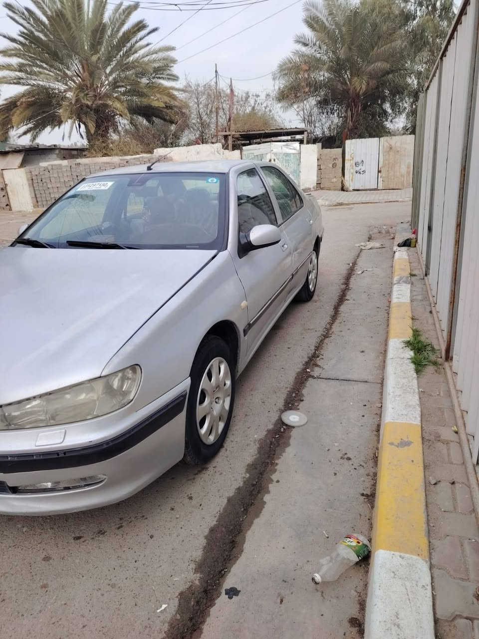 السلام عليكم للبيع بيجو 406 سياره بلاديه وحلوه رقم بغداد
نكليزي سياره كاعده وحلوه نضيفه العنوان بغداد الكماليه كير ومحرك خير من الله تبريد عوزه غاز 
نضيفه مثل ما موضح بيها دعجه زغيره بل صندوك وما ماثره بسيطه رقم صاحب السياره /***********
