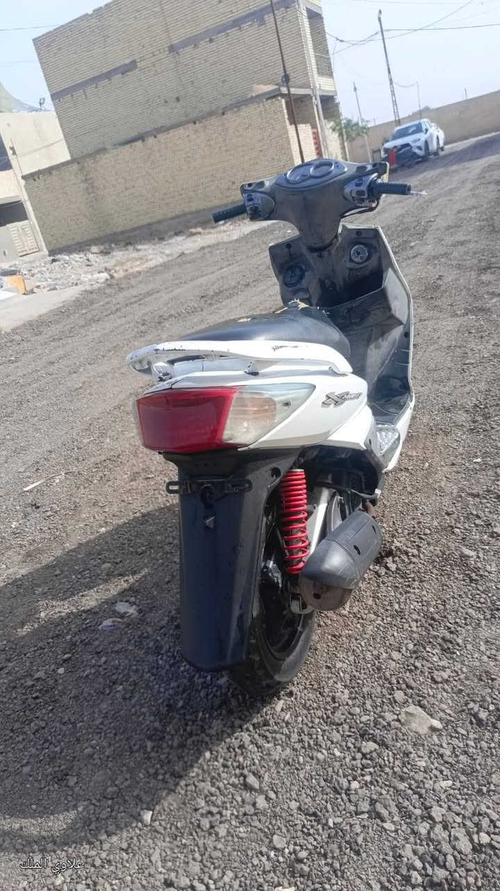 السلام عليكم سكنس فحل للبيع مكفولة كفالة من بك لايت جديد ومحرك ما مفتوح عل فحص مجرد بيها سلف يجلب يلا يشتغل عراضها ب600وبيها مجال للطيبين *********** تفاصيل اكثر
