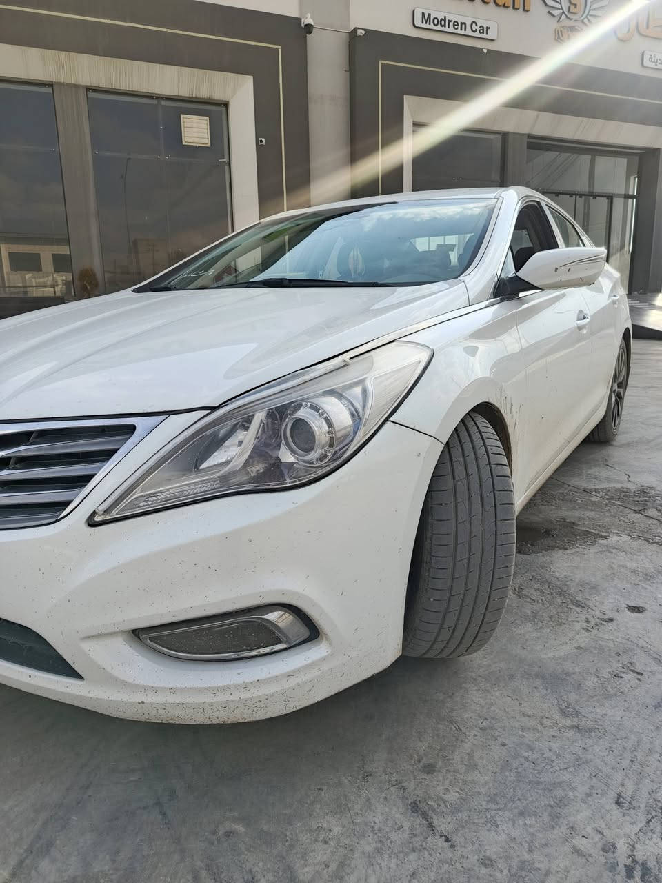 مراوس فقققطط!!!
هونداي ازيرا 
موديل 2013
لون ابيض 
محرك : 6v 
رقم اربيل جديد ✅ 
شرط التحويل 
تبريد ثللج 🥶 
تدفئة نااار 🥵 
المواصفات : 
كير توماتيك 
جامات كهرب 
تحكمات استيرن 
كشنات كهرب 
اشاير بالمري 
اشاير ترحيب 
ويل كروم اسود 
هنبريك رجل 
شاشة كبيرة 
كشنات هيترر 
وبعد بيها مواصفات معروفة الازيرا .......
‼️ الضرر ‼️
بيها مكانتين بارد + نص جاملغ الكدام اليمين صبغ ( شرط ) بدون دواخل نهاااائي!!! 

📌 للاستفسار الاتصال على الارقام التاليه : 
*********** اسيا 
*********** كورك 
* ملاحضة : " رقمي الاسيا " بي واتساب ✅ 👍
