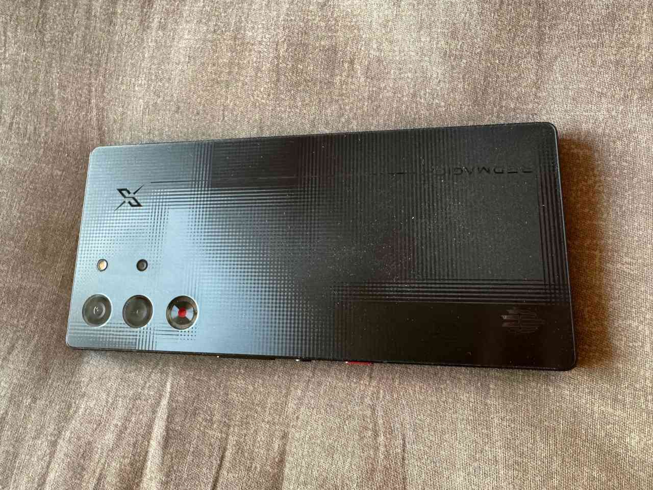 السلام عليكم
ريد ماجك 10 اس برو  

جهاز نضافه مليون بعده بضمانه استخدام4اشهر فقط

 ملحقات كامله كارتونه وشاحنه ويا كفر الشركه ومضتريله واحد هم ذاكره256 رام12+12 يعني24 جهاز يخبل بعده جديد سعره800 بعده فتره الضمان مكاني بغداد الحسينيه ***********
