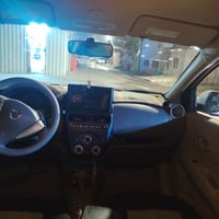 نيسان صني وارد هندي 2015لون ابيض الضرر جاملاغات الاماميه بوند +نص باب ...