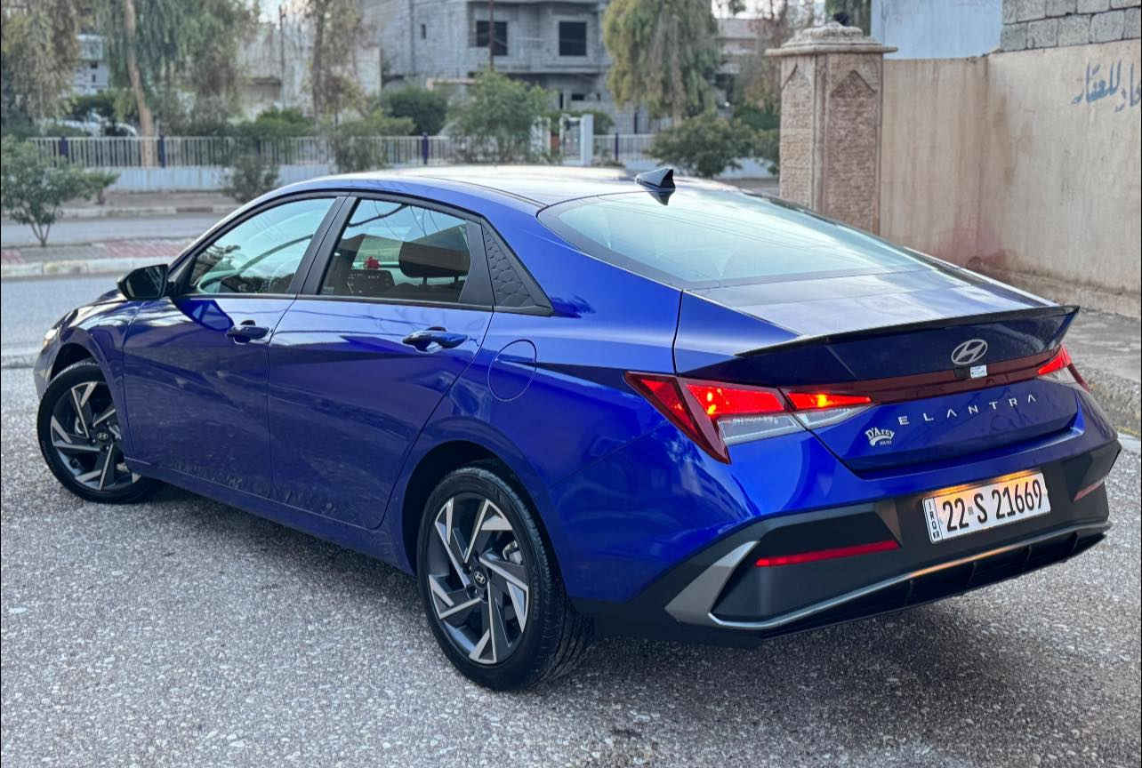 السلام عليكم
🔹هونداي النترا 2025 
🔹رقم اربيل باسمي السياره  
🔹السياره جديده جداا جداا واحلى من الصور 
🔹السياره بـدون صبغ بــدون صبغ / وصور امريكا موجوده كلين السياره    
🔹مواصفاات السياره   
🔹بصمه تشغيل - وبصمه ابواب 
🔹تشغيل عــن بعــد 
🔹شاشه حجم كبير  + كامره دواره 
🔹رادار امامي اوتو بريك 
🔹رادار جانبيه + حساسات خلفيه 
🔹نضام تحديد مسار للسياقه الالكترونيه
🔹تحكم استيرن كل الجهات 
🔹شاحن وايرلس   
🔹مانع انزلاق + كروز سرعة 
🔹محرك 2000 دوش 
🔹سبير الشركه كتلوكات الشركه  
🔹السياره جديده جدا جدا اي نقص مابيها 
------------------------------------------
السعر 172 وبيها مجال للطيبين 
رقمي للستفسار ***********
