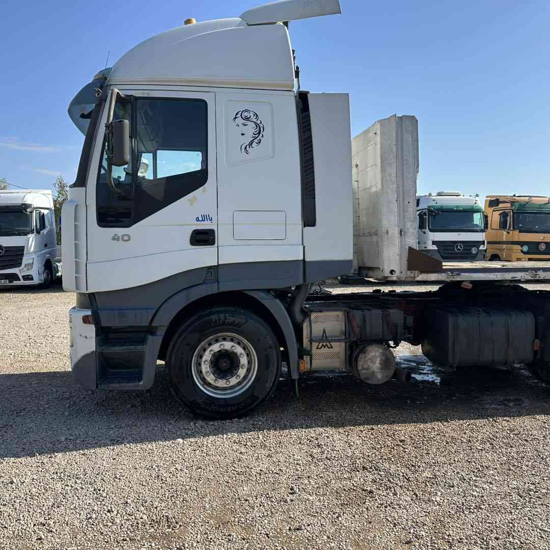 افيگو ستارلس  موديل 2004  حجم 430 كروز 10
•°مسجلة بالسنوية عربانه اوربي 3 محـاور •°⭐
•°•°•°•° السيارة مكفولة كفالة عامة •°•°•°•°
السعر 160 ورقه وبيها مجال للشراي المرتب❗
معرض النايف / الفلوجة / الخط السريع 📌 
*********** 📞 *********** 📞
نايف العلواني ⭐  Mercedes Benz  ♨️
غايتنا مساعدتكم وتسهيل التعامل معگم 🌹
السيـارة موجـودة بالمعرض وحياكم الله ♥️
