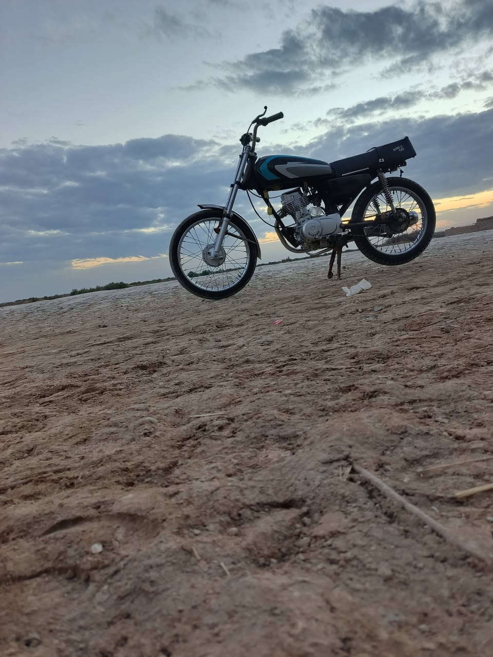 دراجه للبيع كلك مكفوله من كلشي انتنس 2023) ***********
