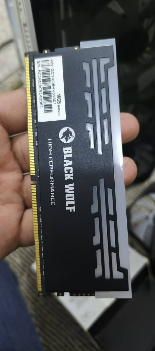 السلام عليكم 
شباب متوفرات الي يفيده شي خل يراسلني 

رام 16×1 black wolf جديد السعر 110

رام 8×3 سعرهم 85 اكو واحد بيهم يشتغل مظة ويطفى ما اعرف السبب البقيه شغالات

مبرد amd السعر 20

هارد hdd 500 السعر 15 
 
PSU 600w 
السعر 60

اغلب القطع جديده او مفحوصه فقط


**إذا كنت صاحب هذا الإعلان وتريد حذفه لأي سبب، رجاءا أرسل رسالة إلى الدعم الفني**