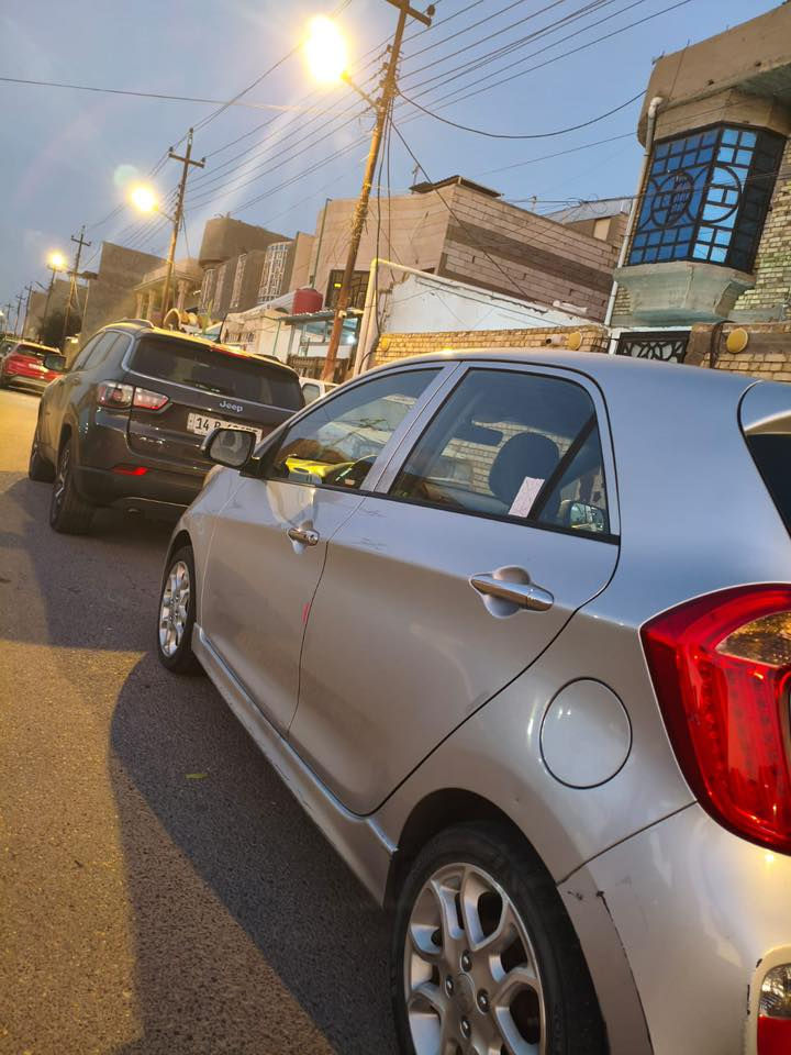 كيا بيكانتو موديل 2015 خليجي
بصمة تشغيل وبصمة ابواب جام اوتو 
كير اوتوماتيك فتحة سقف تحكم استيرن 
إشارة بلمري ومري شفط ولد امامي
شاشة وكامره وحساس خلفي
ماشيه 68 الف ويل كب 
بيها صبغ باب وجاملغ امامي فقط 
السعر 86 ورقه الاتصال ***********
