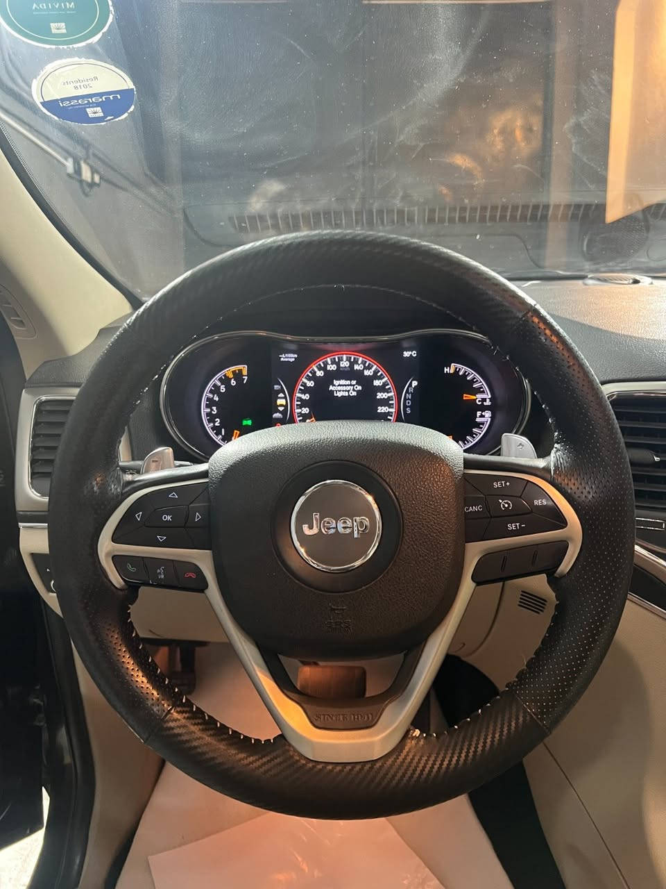 🔥 Jeep Grand Cherokee 2014 للبيع 🔥

✅ وكيل
✅ فابريكا بالكامل بره وجوه
✅ صيانات توكيل
✅ طبقة حماية
✅ رخصة سنتين

📍العداد: 125,000 كم
📍الماتور: 5700 CC

عربية حالة ممتازة وجاهزة للمعاينة.

📞 للتواصل:
01050374426
01050374425 القاهرة, مصر


**إذا كنت صاحب هذا الإعلان وتريد حذفه لأي سبب، رجاءا أرسل رسالة إلى الدعم الفني**