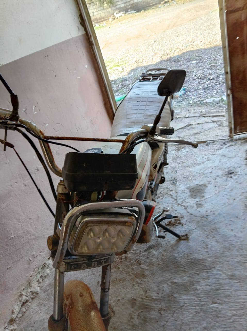 ماطور بارت نضيف كدام العين للبيع السعر المطلوب 200مكاني ناحية نمرود قريت السلامية مكلف بل نشر ***********
